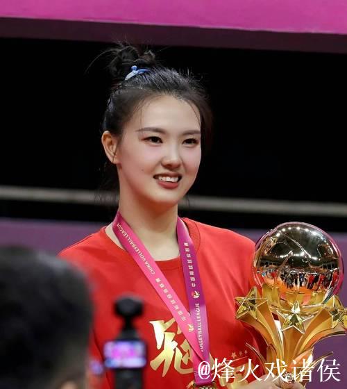 从亚锦赛到全运冠军，张常宁正式宣布退役